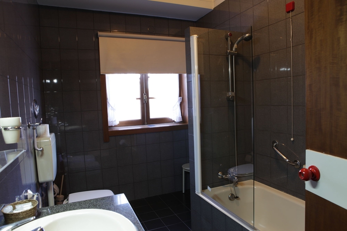 Imagen de la habitación del Hotel Dona Sofia. Foto 5