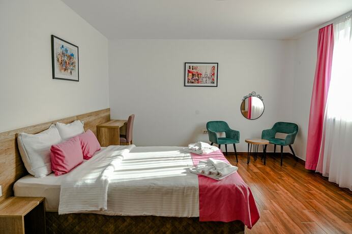 Imagen de la habitación del Hotel Dona, Zemun. Foto 17