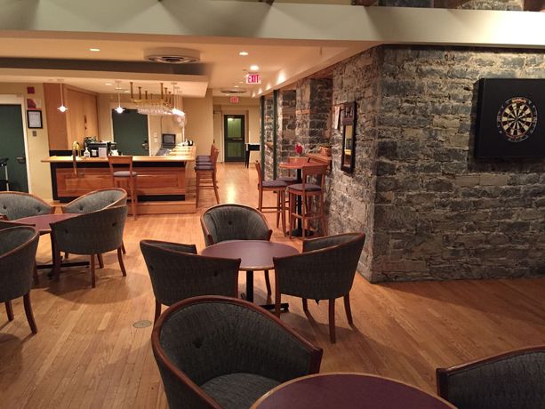 Imagen del bar/restaurante del Hotel Donald Gordon and Conference Centre. Foto 4
