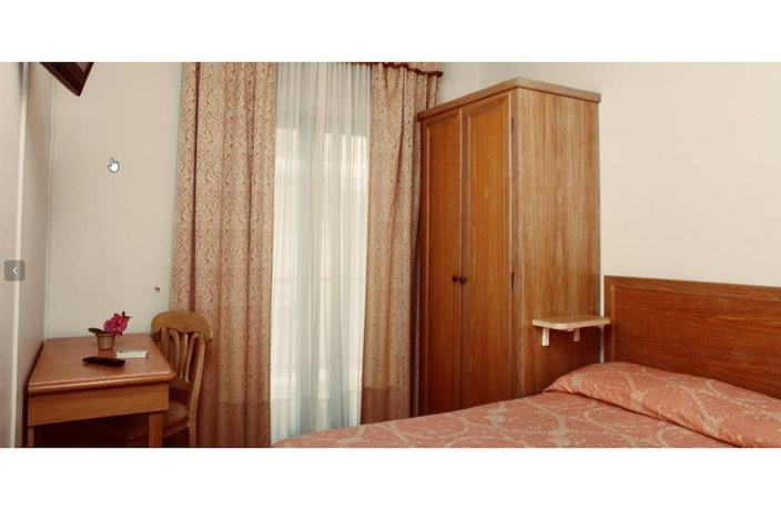 Imagen de la habitación del Hotel Donatello, Alberobello. Foto 16