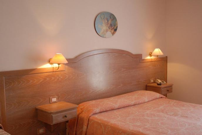 Imagen de la habitación del Hotel Donatello, Alberobello. Foto 18