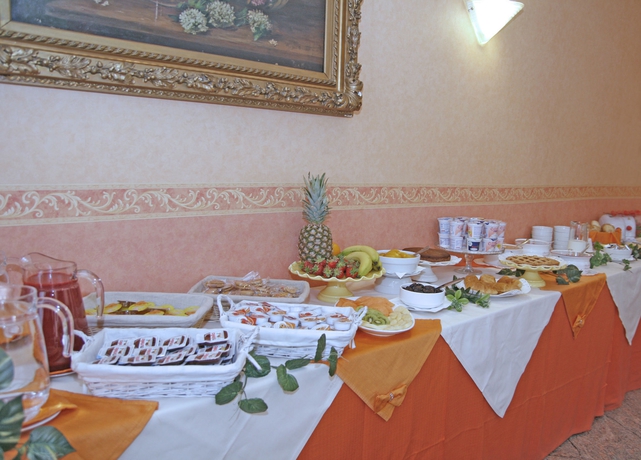 Imagen del bar/restaurante del Hotel Donatello, Bolonia. Foto 5