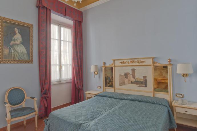 Imagen de la habitación del Hotel Donatello, Florencia. Foto 9