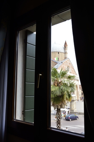 Imagen de la habitación del Hotel Donatello, Padua. Foto 15