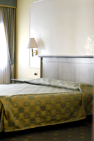 Imagen de la habitación del Hotel Donatello, Padua. Foto 16
