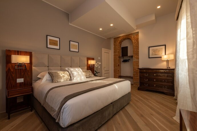Imagen general del Hotel Donati Luxury Tower Suites. Foto 10