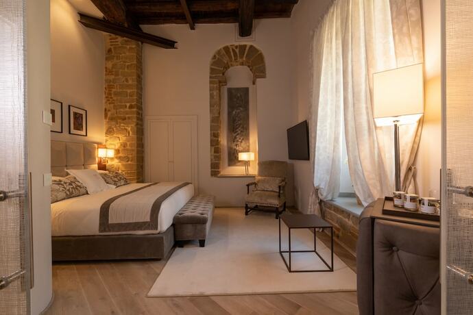 Imagen de la habitación del Hotel Donati Luxury Tower Suites. Foto 16