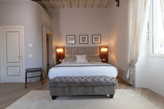 Imagen de la habitación del Hotel Donati Luxury Tower Suites. Foto 18