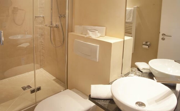 Imagen de la habitación del Hotel Donauhof, Deggendorf. Foto 13
