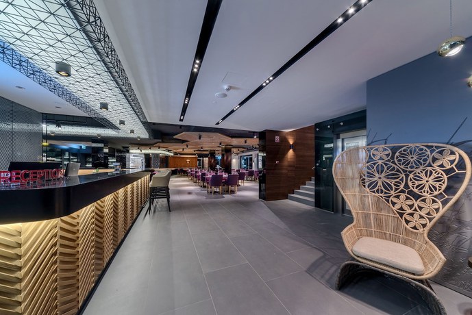 Imagen de los interiores del Hotel Donautica and Restaurant. Foto 20