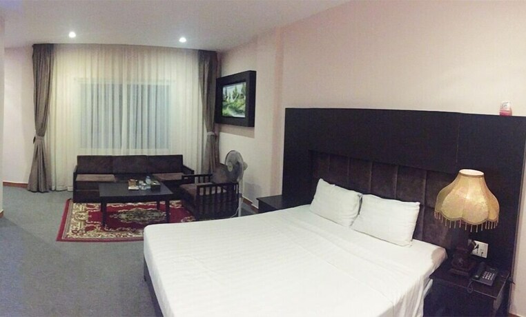 Imagen de la habitación del Hotel Dong A Plaza. Foto 23