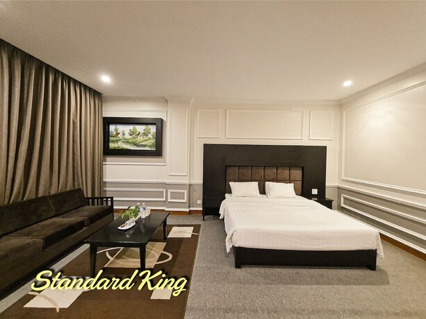 Imagen de la habitación del Hotel Dong A Plaza. Foto 28