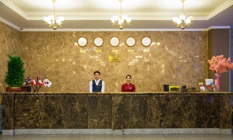 Imagen de los interiores del Hotel Dong A Plaza. Foto 35