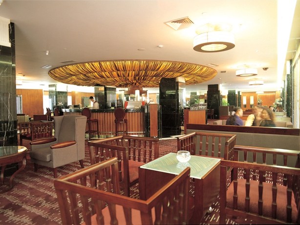 Imagen del bar/restaurante del Hotel Dong Fang. Foto 3