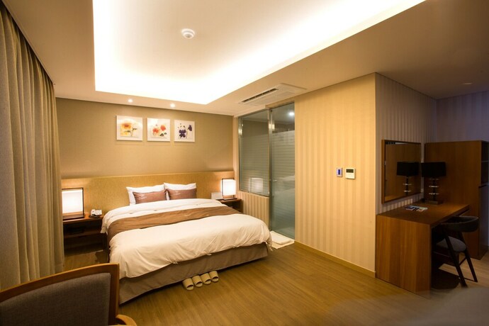 Imagen de la habitación del Hotel Dong Gyeong. Foto 28