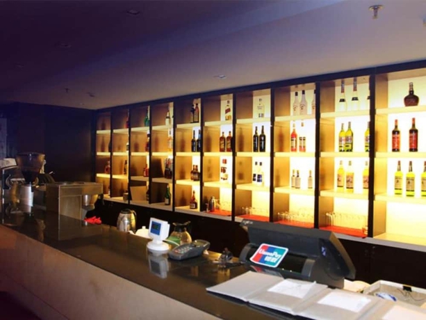 Imagen de los interiores del Hotel Dong Huang. Foto 18