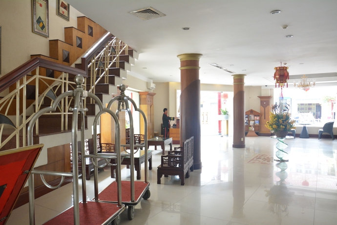 Imagen de los interiores del Hotel Dong Khanh. Foto 8
