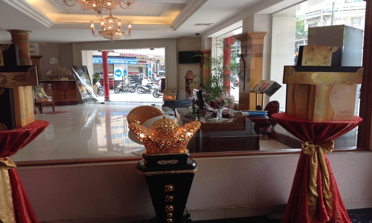 Imagen de los interiores del Hotel Dong Khanh. Foto 12