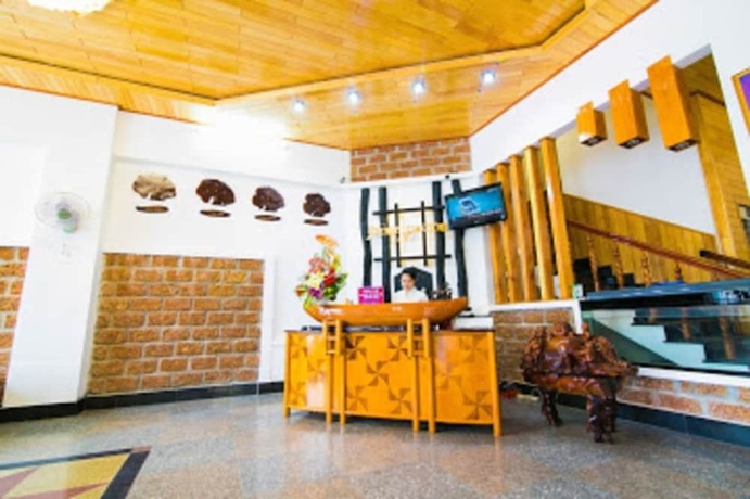 Imagen general del Hotel Dong Phuong. Foto 18