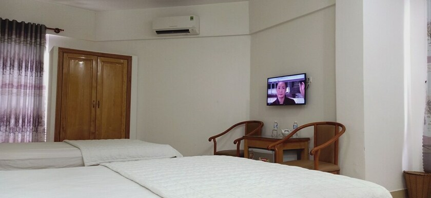Imagen de la habitación del Hotel Dong Phuong. Foto 25