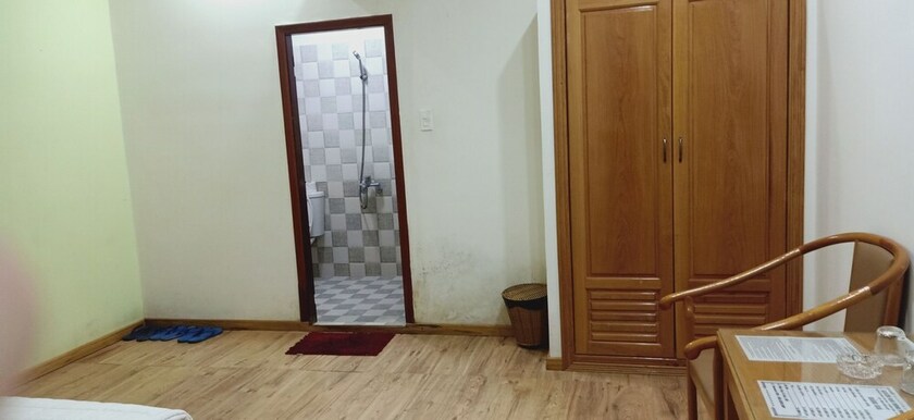 Imagen de la habitación del Hotel Dong Phuong. Foto 26