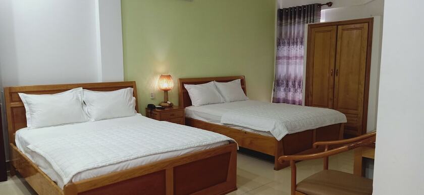 Imagen de la habitación del Hotel Dong Phuong. Foto 34