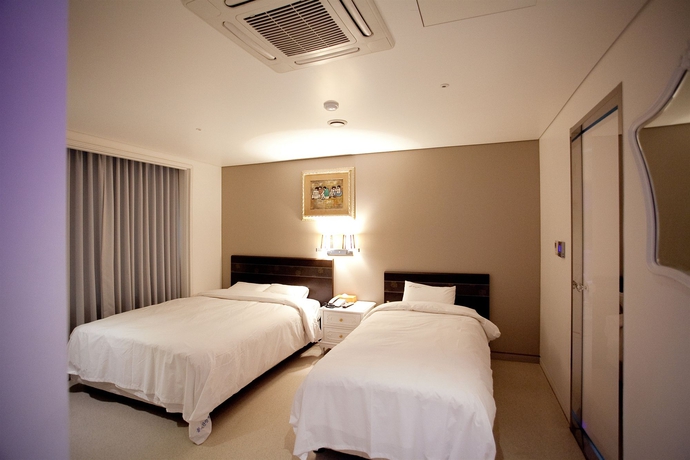Imagen de la habitación del Hotel Dong Seoul. Foto 2