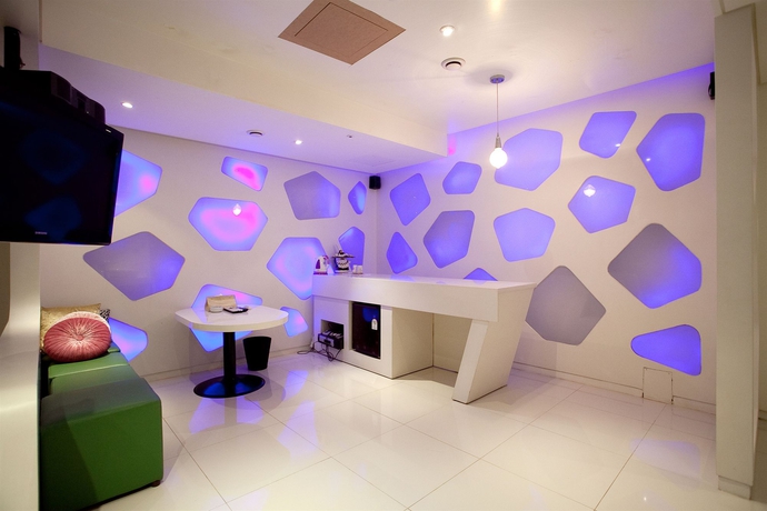 Imagen de los interiores del Hotel Dong Seoul. Foto 13