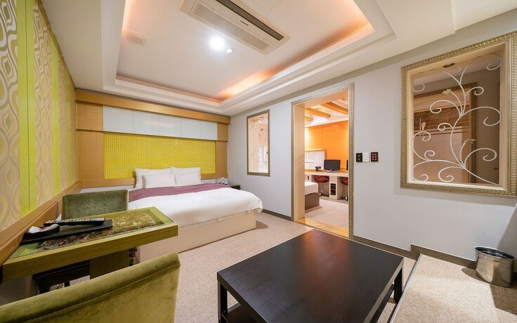 Imagen de la habitación del Hotel Dongam Gochujamjari Hotel. Foto 18