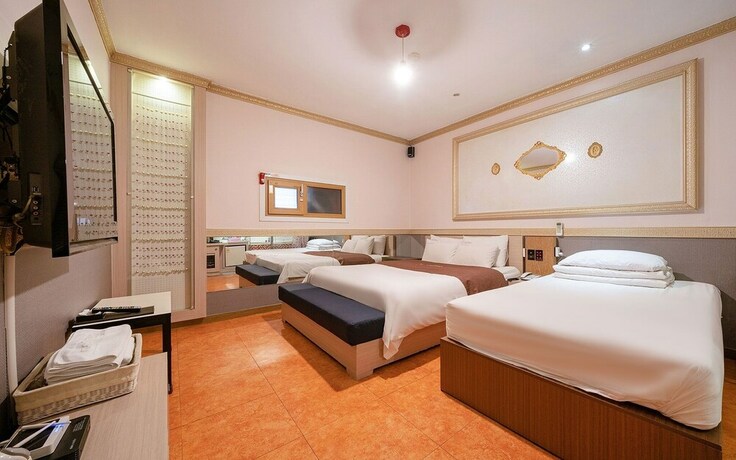 Imagen de la habitación del Hotel Dongam Gochujamjari Hotel. Foto 19
