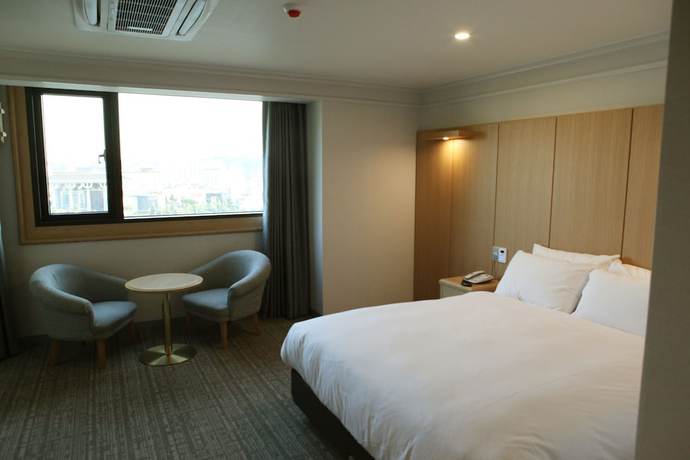 Imagen de la habitación del Hotel Dongbang. Foto 2