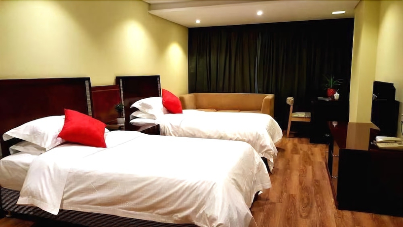 Imagen de la habitación del Hotel Dongfang. Foto 8