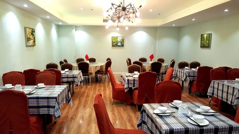 Imagen del bar/restaurante del Hotel Dongfang. Foto 4