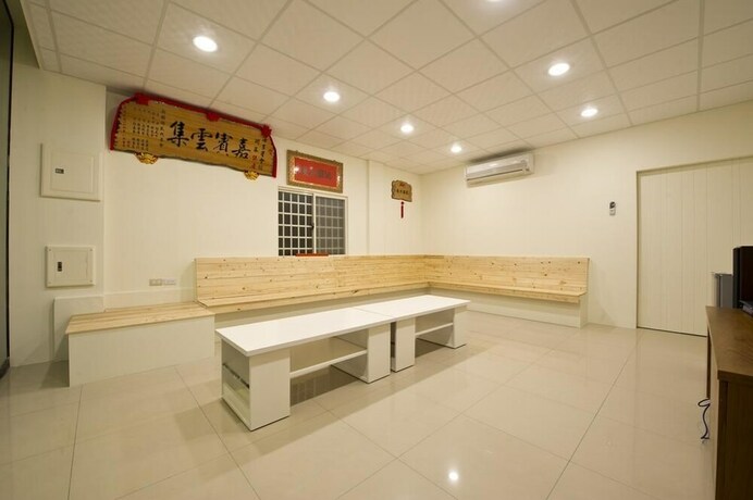 Imagen de los interiores del Hotel Donggang Neptune Hall. Foto 34