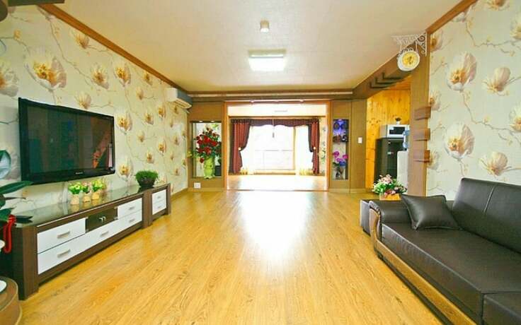 Imagen general del Hotel Donggang Village Caravan Pension. Foto 3