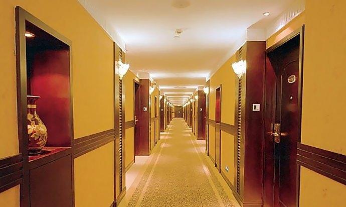 Imagen de los interiores del Hotel Dongguan. Foto 7