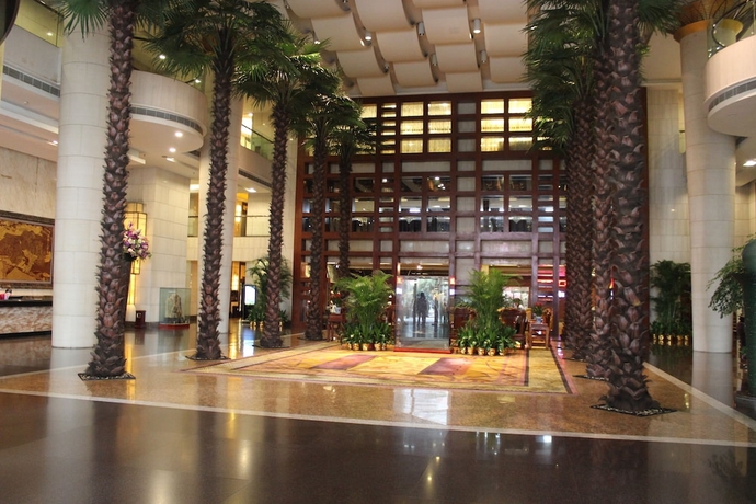 Imagen de los interiores del Hotel Dongguan Huihua International Hotel. Foto 17