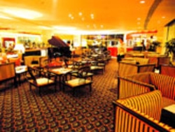 Imagen del bar/restaurante del Hotel Dongguan Lai Shing Resort. Foto 2