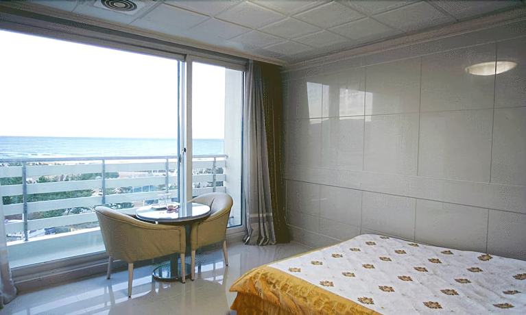 Imagen de la habitación del Hotel Donghae Boyang Hot Spring Convention. Foto 12