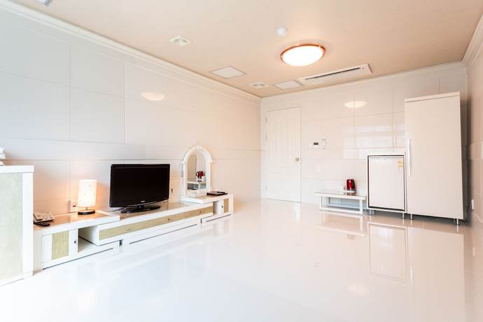 Imagen de la habitación del Hotel Donghae Boyang Hot Spring Convention. Foto 13