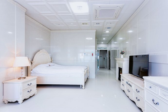 Imagen de la habitación del Hotel Donghae Boyang Hot Spring Convention. Foto 15