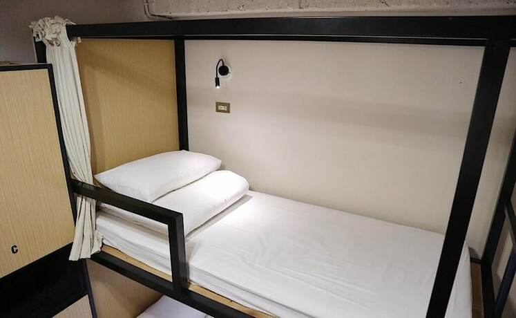 Imagen general del Hotel Dongmen 3 Capsule Inn. Foto 3