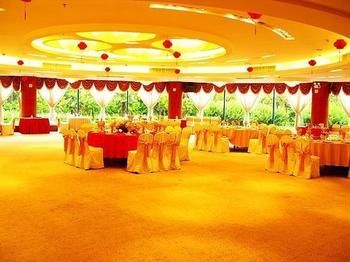 Imagen del bar/restaurante del Hotel Dongtan International Conference Center. Foto 2