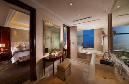Imagen de la habitación del Hotel Dongwu New Century Grand Huzhou. Foto 6