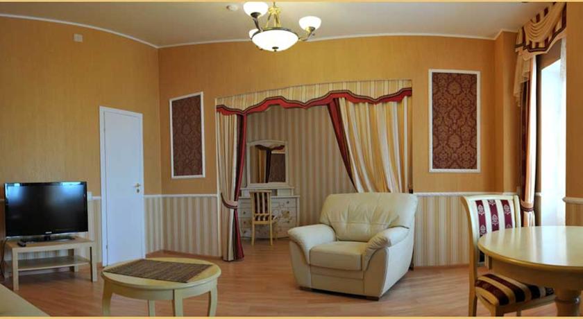 Imagen de la habitación del Hotel Donjon Hotel. Foto 8