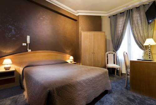 Imagen de la habitación del Hotel Donjon Vincennes. Foto 12