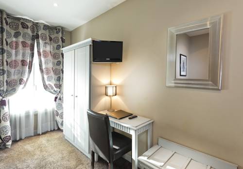 Imagen de la habitación del Hotel Donjon Vincennes. Foto 14