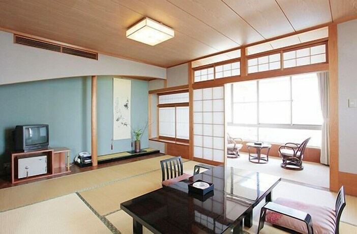 Imagen de la habitación del Hotel Donkairo. Foto 26