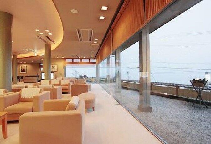 Imagen de los interiores del Hotel Donkairo. Foto 29