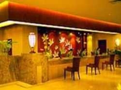 Imagen de los interiores del Hotel Donlord International Hotel. Foto 8